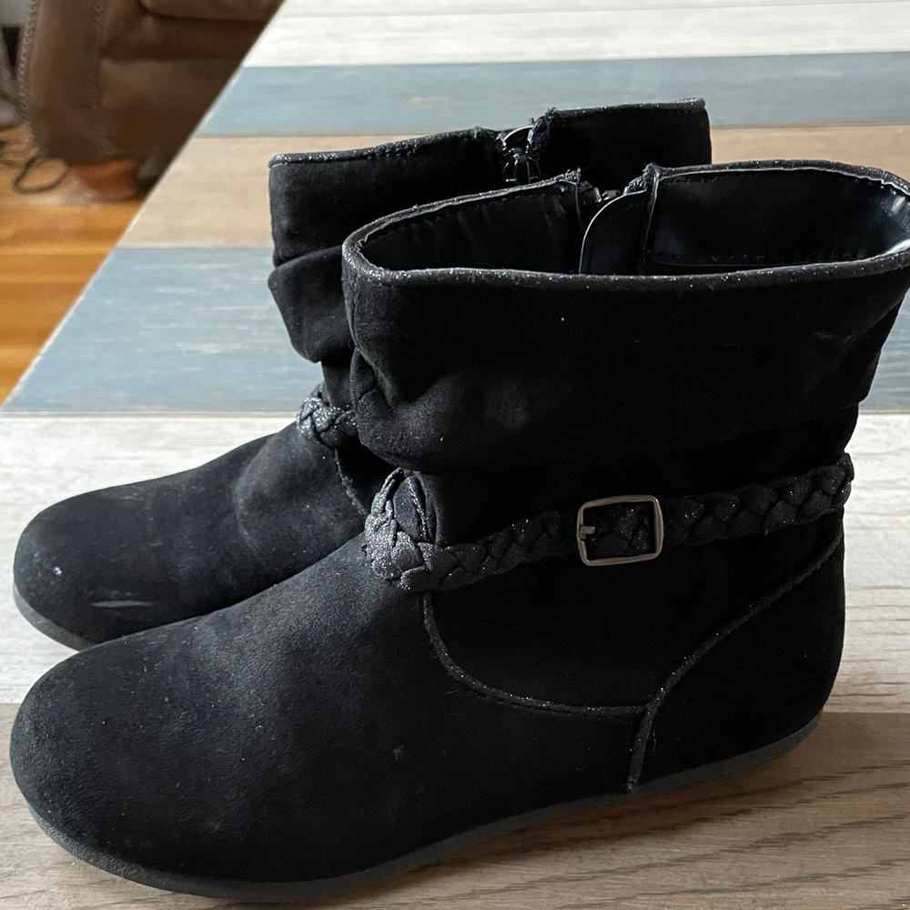 Girls black booties